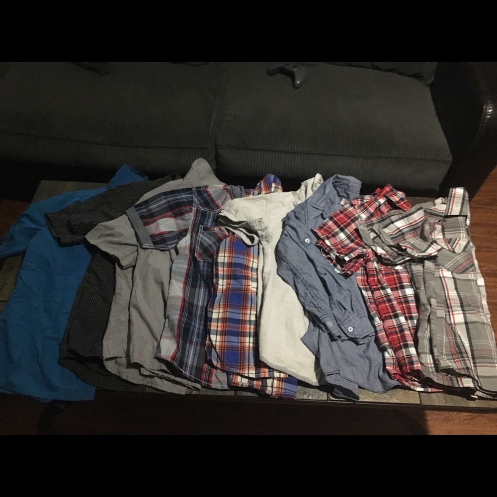Boys button up shorts. Size 10/12